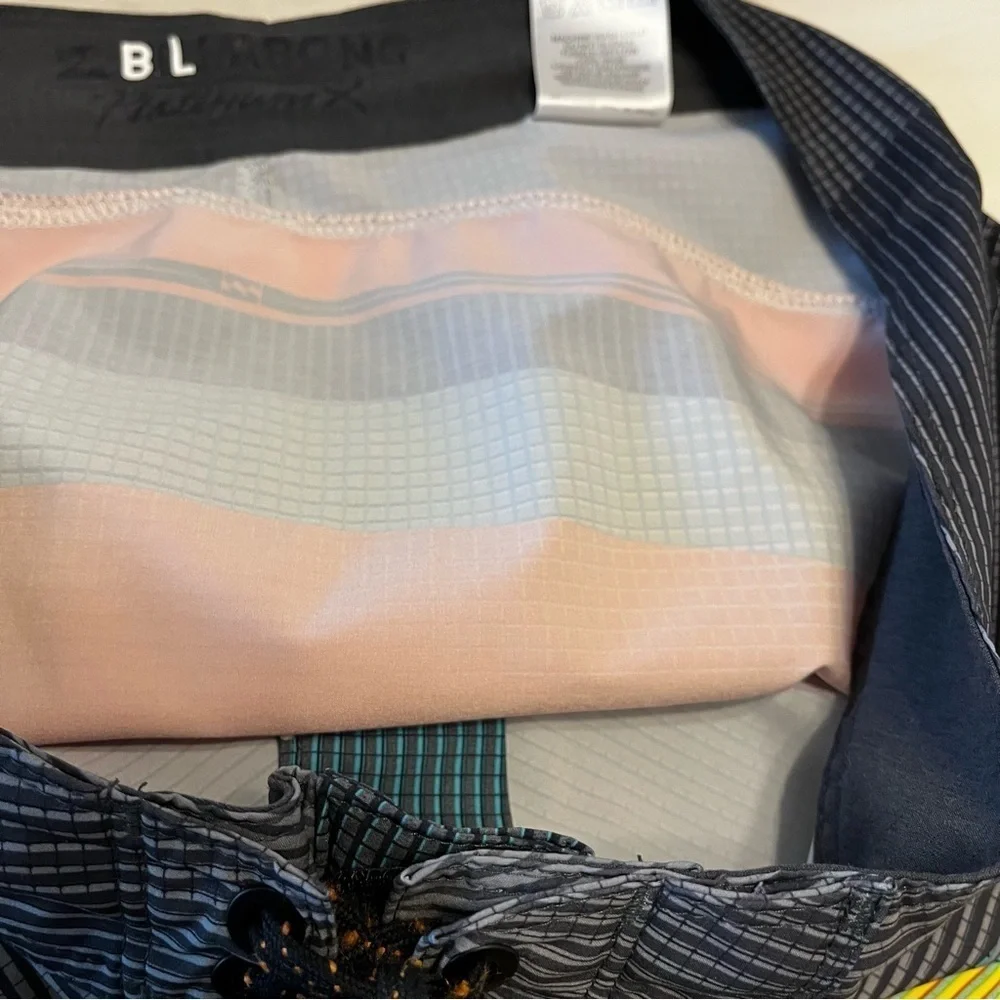 Billabong Platinum X Men's Bright Colors Swim Surf Shorts Size 38